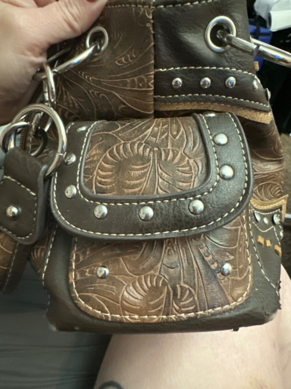 💼 Western Tooled Leather Purse – Beautiful Detail, Minor Wear - Picture 3 of 6
